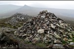 brouillard et cairn