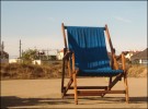 la chaise longue géante attend elle aussi